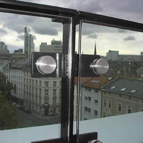 Glasbrüstung - Glas im Außenbereich - Glaserei Schaubeck GmbH München