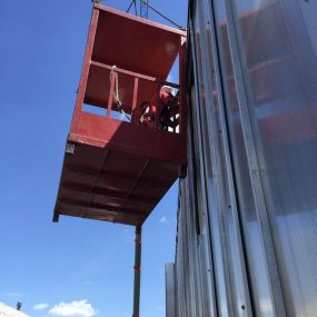 Fassadenverglasung mit Kran -  Glas im Außenbereich - Glaserei Schaubeck GmbH München