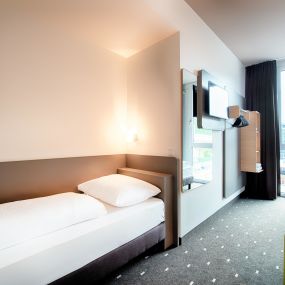 Bild von B&B HOTEL Stuttgart-Neckarhafen