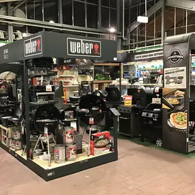 Weber- und Jamestown -Grillaufbau im OBI Markt Bautzen