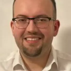 Bild von DEVK Versicherungen: Jeton Hajdaraj