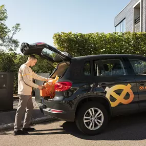 Morgengold Frühstückdienste ist Ihr Brötchenlieferservice in Leipzig und Umgebung. Wir liefern Ihnen frische Brötchen direkt an die Haustüre - auch an Sonntagen und Feiertagen. 

Frühstück bestellen, Frühstücksservice, Frühstück Lieferservice, Brötchen Lieferservice, Brötchen an die Haustüre, Brötchenservice, Brötchen bestellen, Frühstück liefern lassen, Brot online bestellen, Frühstücksdienst, Brötchenbringdienst, Frühstück nach Hause liefern lassen, Brötchendienst, Lieferservice Frühstück, Frü