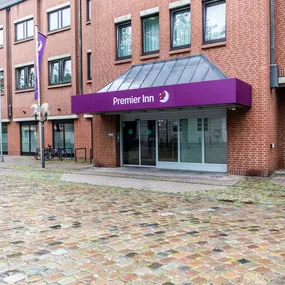 Premier Inn Braunschweig City Centre hotel exterior