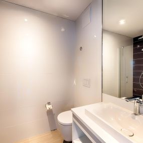 Premier Inn Luebeck City Stadtgraben hotel bathroom with shower
