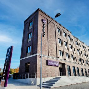 Premier Inn Luebeck City Stadtgraben hotel exterior