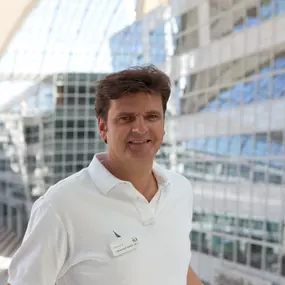 Zahnarztpraxis am Flughafen München, Dr. med. dent. Klaus Schneider