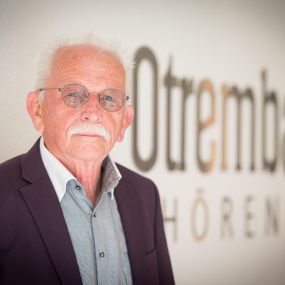 Bild von Otremba Hören