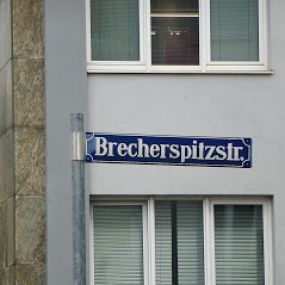 Brecherspitzstraße | Übersetzungsbüro für beglaubigte Fachübersetzungen | TetraLingua , Inh. Diplom-Übersetzerin Tanja Tilch | München Giesing