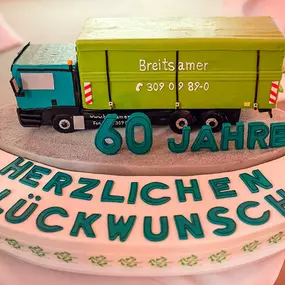 Torte 60 Jahre -  Breitsamer Entsorgung Recycling GmbH Tische Gala München