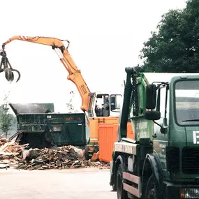 Wertstoffsortierung  1991 - Entsorgung Recycling GmbH München Aufräumen Müll Recycling