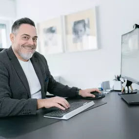 Agenurinhaber - DBV Deutsche Beamtenversicherung Daniel Martin - Beamtenversicherung in Netphen