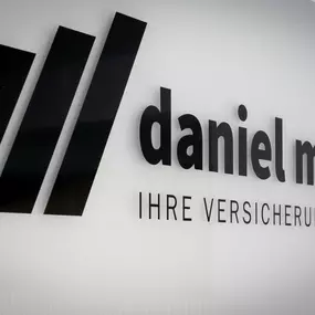 Unternehmenslogo - AXA Versicherung Daniel Martin in Netphen - Kfz-Versicherung in Netphen
