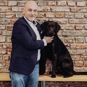 Frank Beier und Hund Oscar - HDI Generalvertretung Olpe