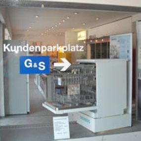 Kundenparkplatz - G & S GmbH | Küchen Herde und Öfen | München