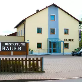 Bild von Bestattung Bauer OHG