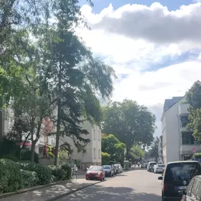 Ausblick in die Niederkasseler Straße 2, 40547 Düsseldorf vor der HDI Generalvertretung.