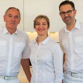 Zahnarzt Mönchengladbach | Praxis Dr. Hüren & Kollegen