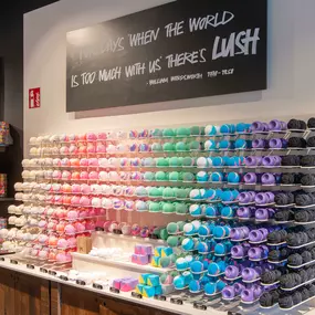 Lush Nürnberg Badebomben