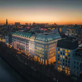 Bild von Fairmont Hotel Vier Jahreszeiten