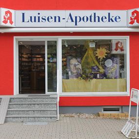 Aussenansicht der Luisen Apotheke