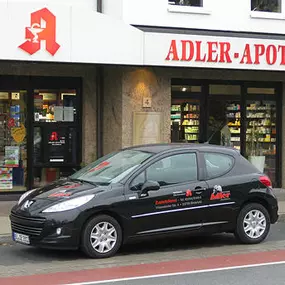 Aussenansicht der Adler-Apotheke Jöllenbeck