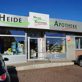 Aussenansicht der Heide-Apotheke Westerbeck