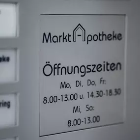 Aussenansicht der Markt Apotheke im Eigen