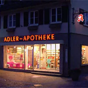 Aussenansicht der Adler-Apotheke Weilheim/Teck