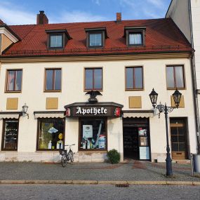 Aussenansicht der Adler Apotheke Beeskow