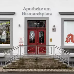 Aussenansicht der Apotheke am Bismarckplatz OHG