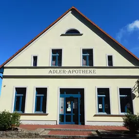 Aussenansicht der Adler-Apotheke