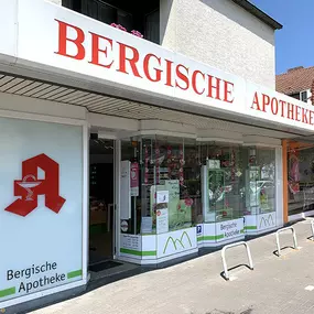 Aussenansicht der Bergische Apotheke