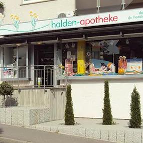 Aussenansicht der Halden-Apotheke