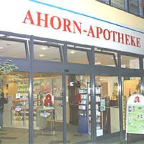 Aussenansicht der Ahorn-Apotheke