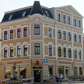 Aussenansicht der Elisabeth-Apotheke