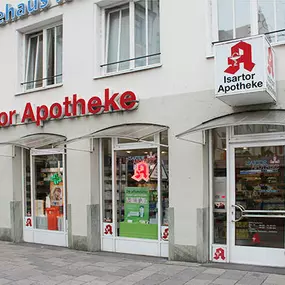 Aussenansicht der Isartor-Apotheke