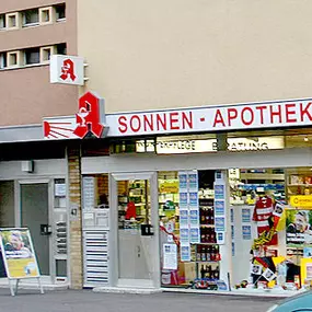 Aussenansicht der Sonnen Apotheke