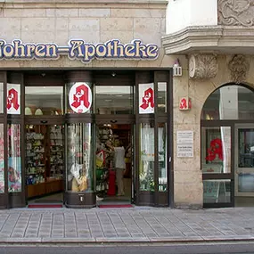 Aussenansicht der Mohren-Apotheke