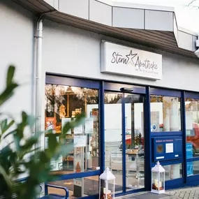 Aussenansicht der Stern-Apotheke im Ärztezentrum