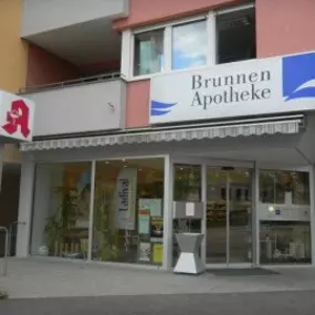 Aussenansicht der Brunnen Apotheke