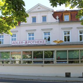 Aussenansicht der Adler-Apotheke