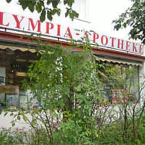 Aussenansicht der Olympia-Apotheke