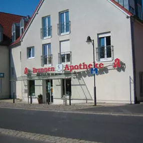 Aussenansicht der Brunnen-Apotheke