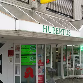 Aussenansicht der Hubertus-Apotheke