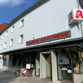 Aussenansicht der Marien-Apotheke