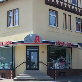 Aussenansicht der Egestorfer Apotheke