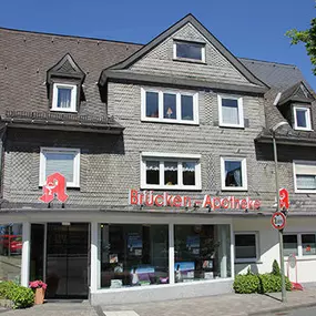 Aussenansicht der Brücken-Apotheke