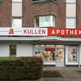 Aussenansicht der Kullen-Apotheke