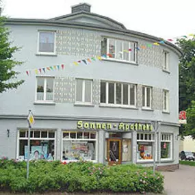 Aussenansicht der Sonnen-Apotheke