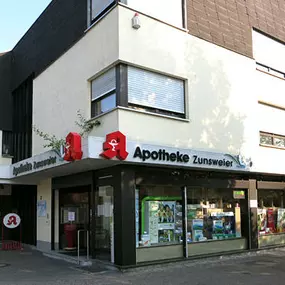 Aussenansicht der Apotheke Zunsweier